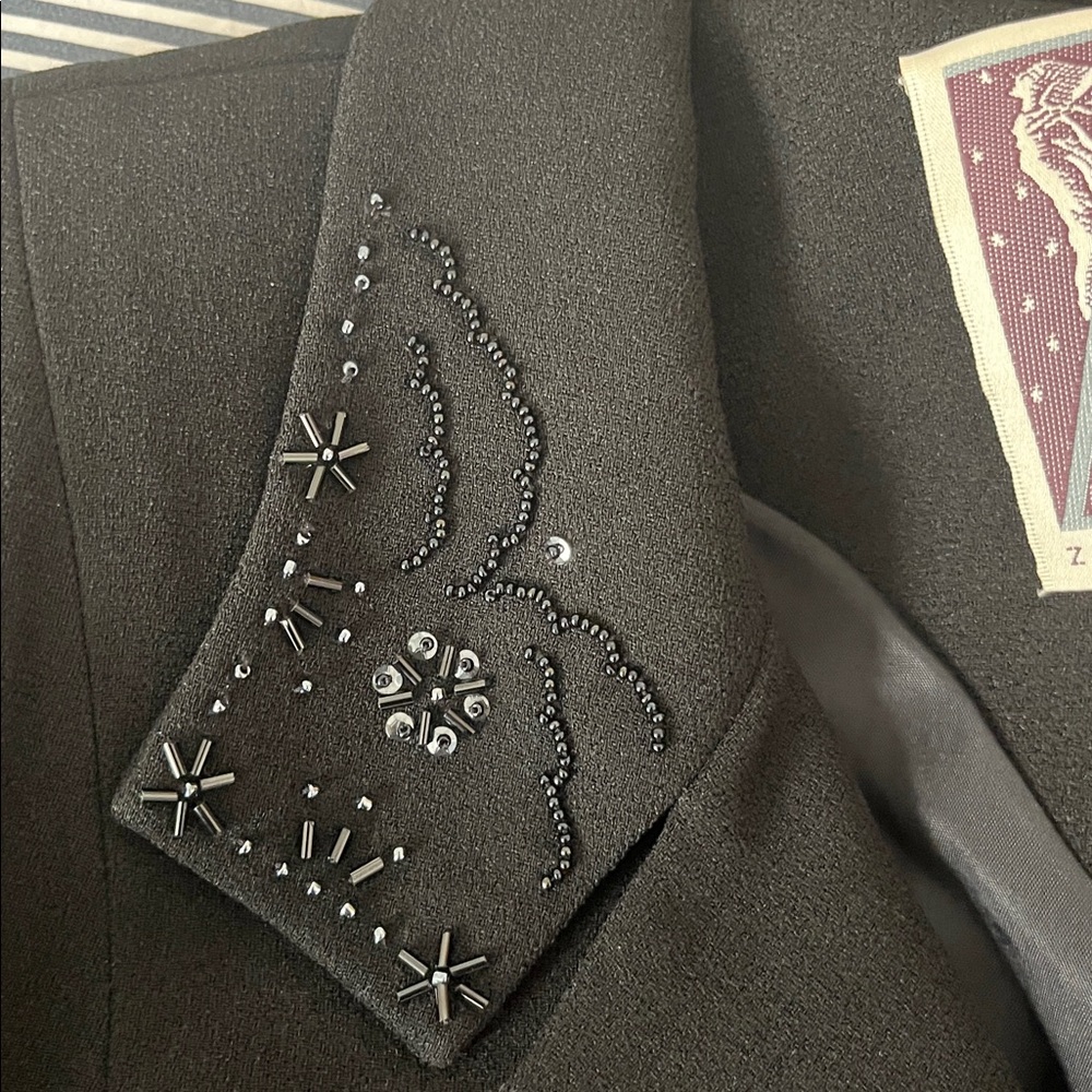 Zelda Black Women's Blazer with Beaded Design - Picture 4 of 8